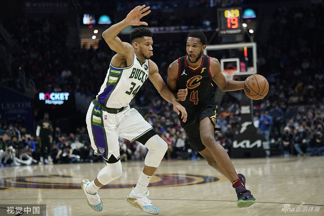 参与者纷纷 参与者纷纷