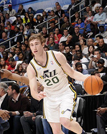 续防守和得 续防守和得