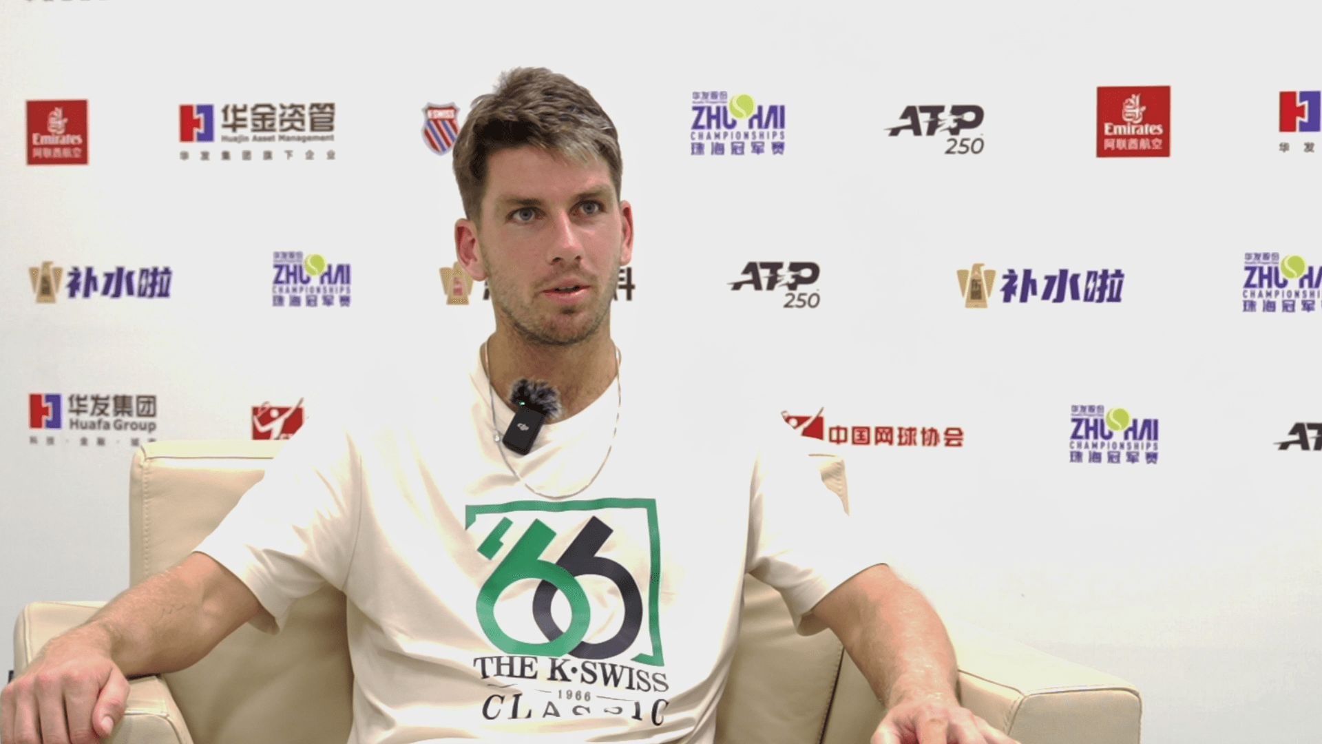 他和哈登逐 他和哈登逐